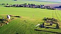 Blick vom Liebschützer Höhenzug (mit Bockwindmühle und Bergfunkstation) auf den Ort Liebschütz