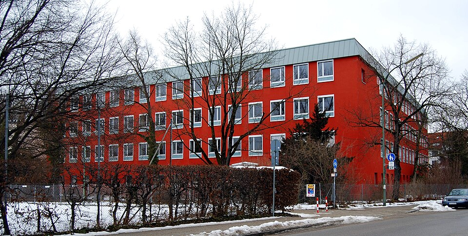 Elsa-Brändström-Gymnasium (München)