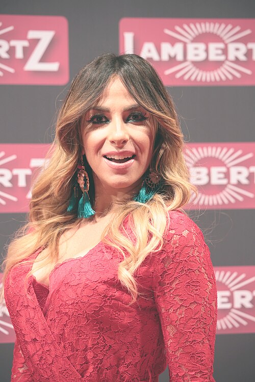 Gülcan Kamps