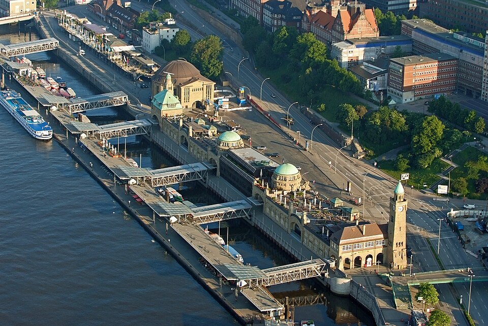 St. Pauli-Landungsbrücken