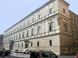 Der Palazzo della Cancelleria an der Piazza della Cancelleria