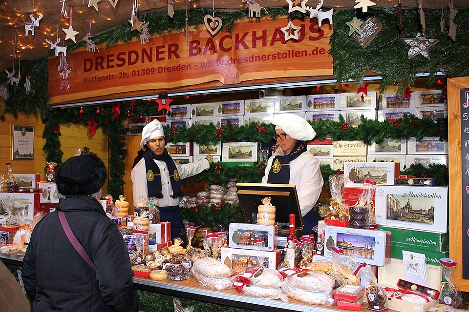 Stollen (Gebäck)