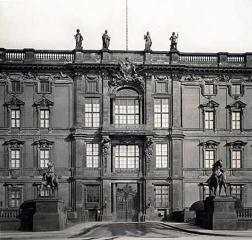 Rossebändiger (Berlin)