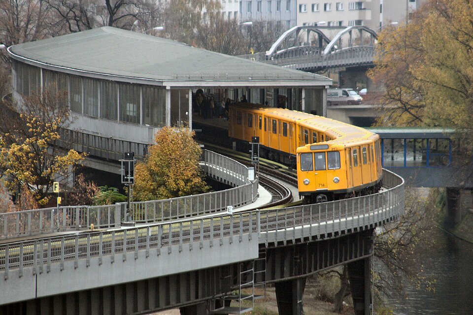 U-Bahnhof Möckernbrücke