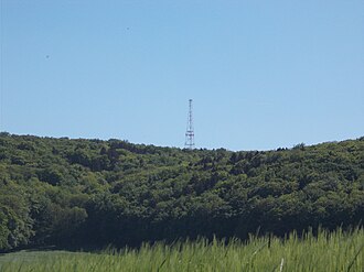 Der Dürrenberg mit Sendeturm