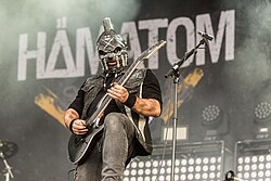 Gitarrist Jacek „Ost“ Zyla