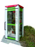 „BücherboXX“, 2010 und das erste Projekt des Netzwerks Freunde Rüdesheimer Platz: Die Bücherzelle Villa Libris